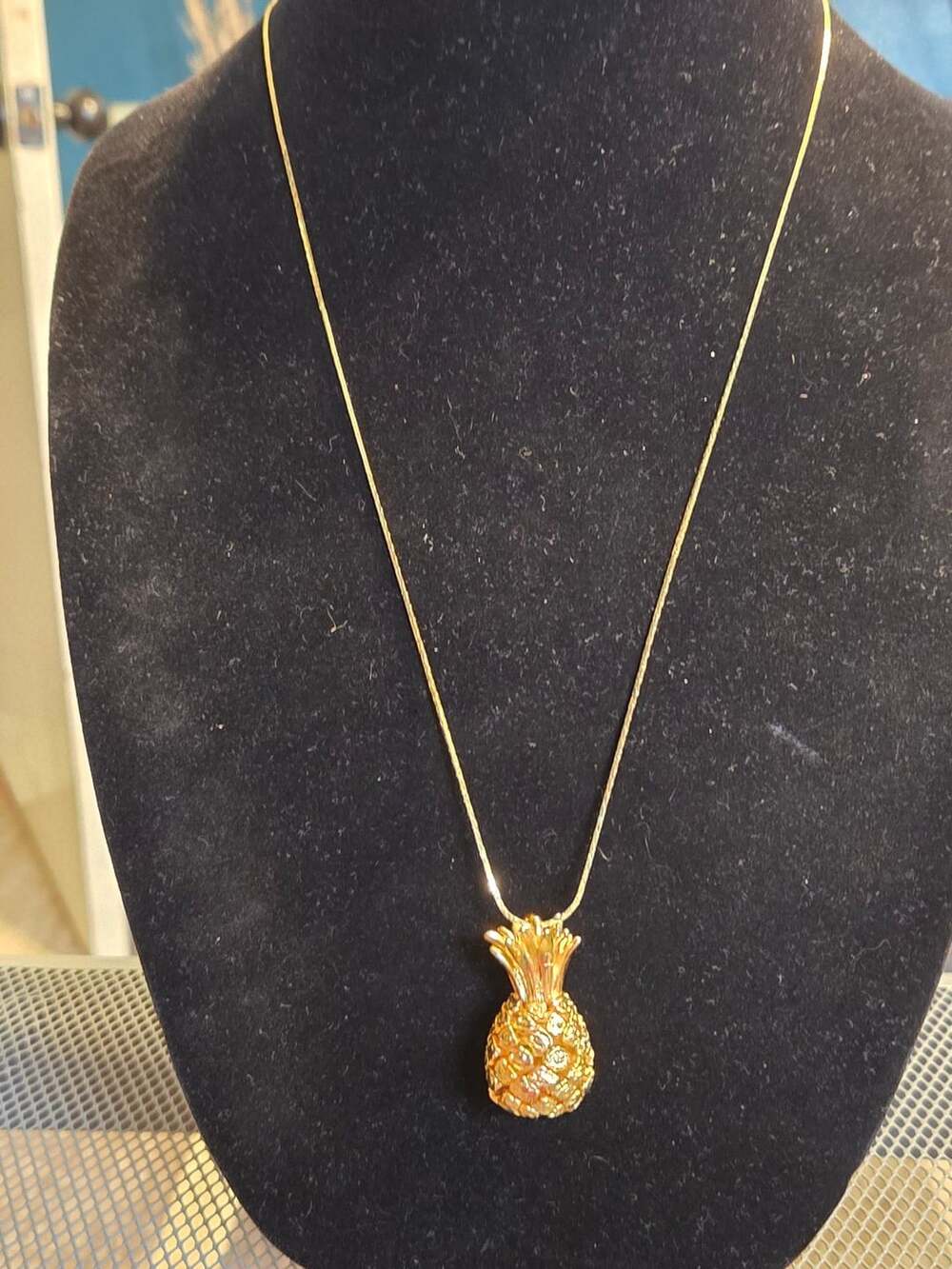 Gold Tone Pineapple Pendant Necklace 24 Inch